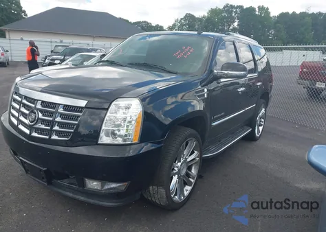 2008 Cadillac Escalade Standard from USA, damaged, VIN 1GYEC63868R202148